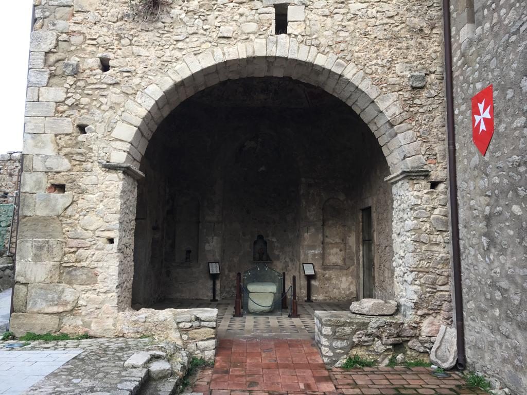Arnaldus de Villa Nova's tomb2.jpg